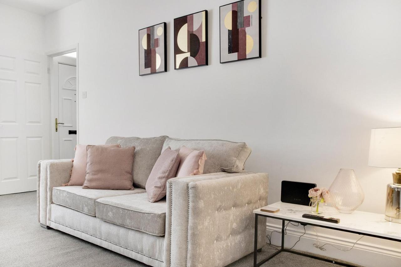 Elegantly 2-Bedroom In Ashington, Sleeps 3 애싱턴 외부 사진