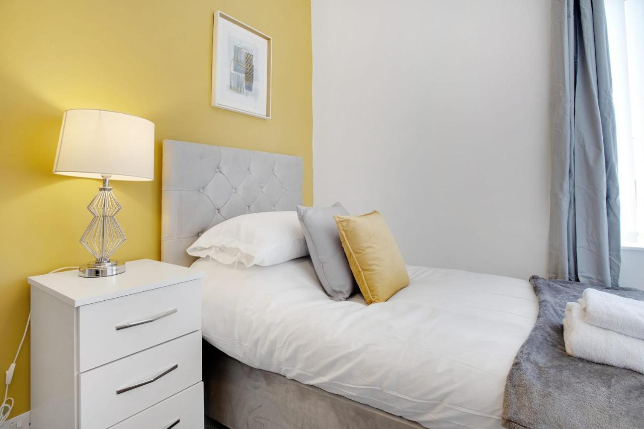 Elegantly 2-Bedroom In Ashington, Sleeps 3 애싱턴 외부 사진